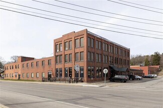 Plus de détails pour 243 W Main St, Springville, NY - Local commercial à vendre
