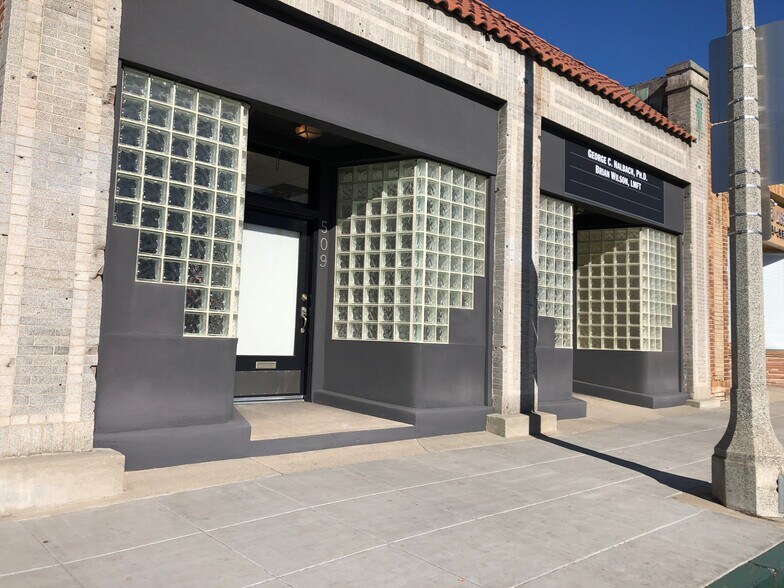 501-509 W Foothill Blvd, Monrovia, CA à louer - Photo de l’immeuble – Image 3 sur 11