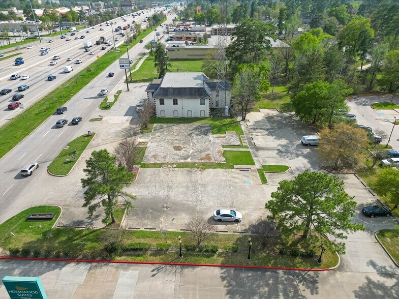 29801 - 29811 I-45, The Woodlands, TX portefeuille de 2 biens à vendre sur LoopNet.fr - Photo de l’immeuble – Image 2 sur 2