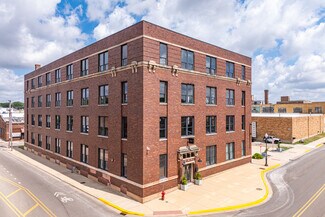Plus de détails pour 251-261 S River St, Aurora, IL - Industriel/Logistique à vendre