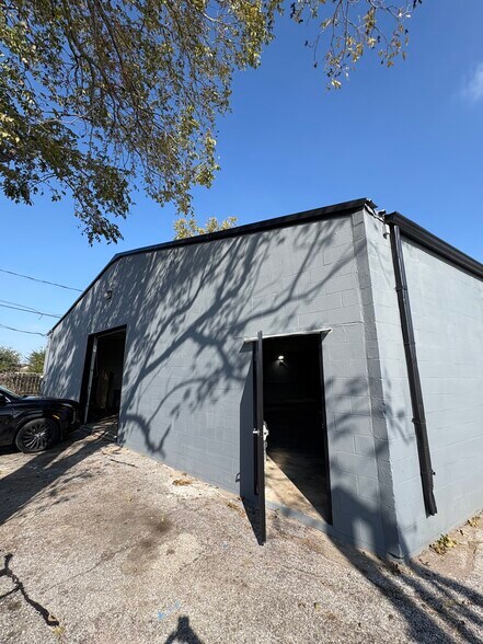 6251 Griggs Rd, Houston, TX à vendre - Photo de l’immeuble – Image 3 sur 14