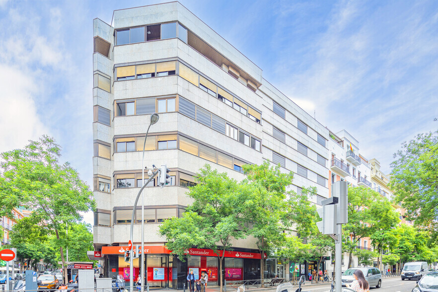 Calle de Ferraz, 50, Madrid, Madrid à vendre - Photo principale – Image 1 sur 8