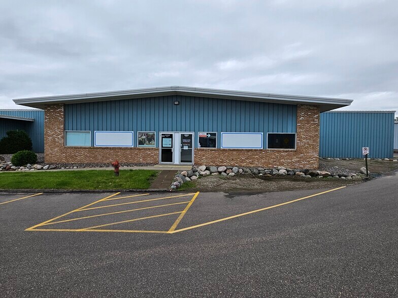 22011-22043 Industrial Blvd, Rogers, MN à louer - Photo de l’immeuble – Image 2 sur 14