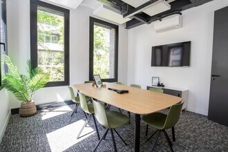 1 Rue Royale, Saint-Cloud à louer Photo intérieure– Image 1 sur 5