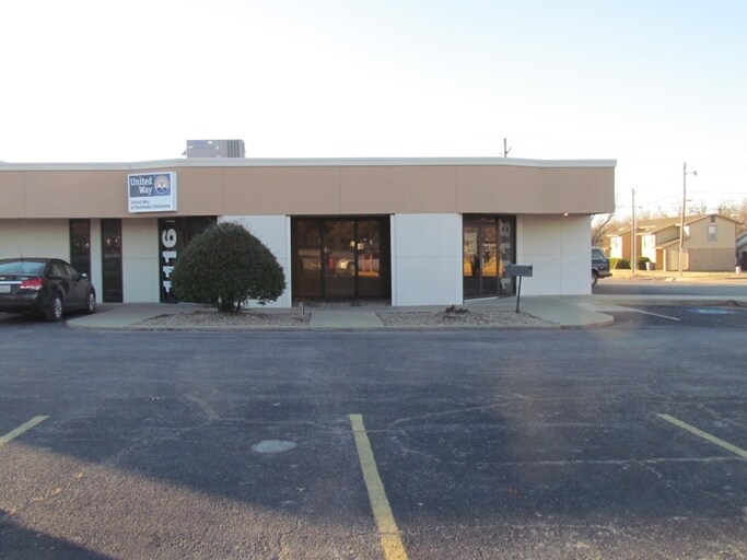 1118 SW A Ave, Lawton, OK à louer Photo principale– Image 1 sur 5