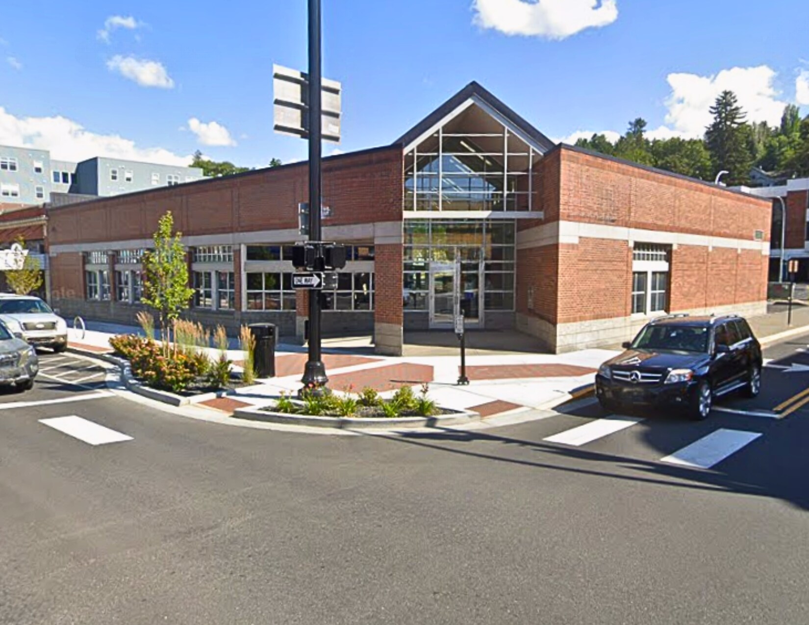 301 E Main St, Pullman, WA à louer Photo de l’immeuble– Image 1 sur 9