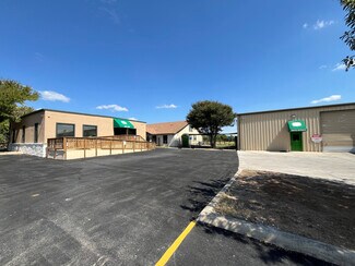 Plus de détails pour 16331 Pleasantville Rd, San Antonio, TX - Industriel/Logistique à louer