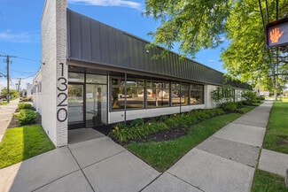 Plus de détails pour 1320 N Campbell Rd, Royal Oak, MI - Bureau à louer