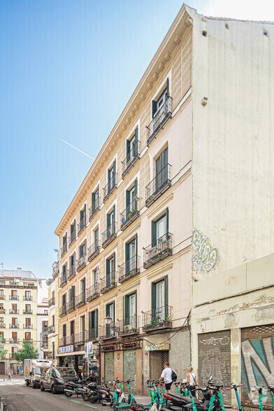 Calle De Toledo, 82, Madrid, Madrid à louer - Photo de l’immeuble – Image 2 sur 2