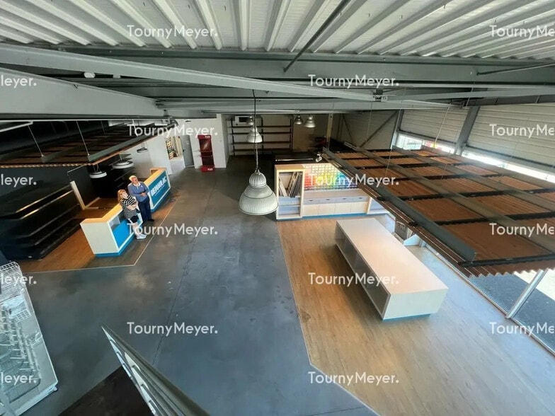 Local commercial dans Lons à louer - Photo intérieure – Image 3 sur 4