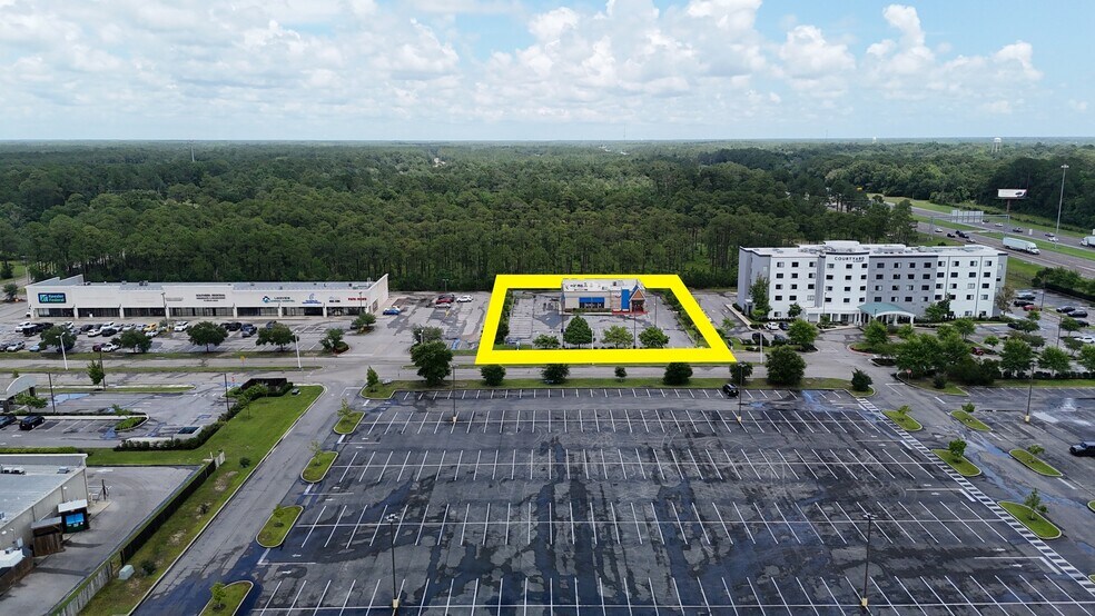 11475 Cinema Dr, Diberville, MS à vendre - Photo de l’immeuble – Image 3 sur 14
