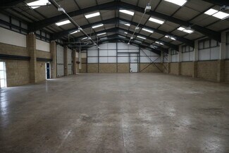 Plus de détails pour 199-215 Cardiff Rd, Reading - Industriel/Logistique à louer