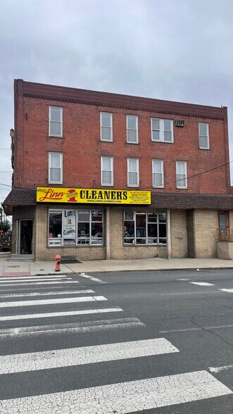 2100 S 15th St, Philadelphia, PA à vendre - Photo principale – Image 1 sur 1