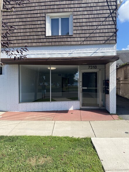 7316-7318 Buffalo Ave, Niagara Falls, NY à louer - Photo de l’immeuble – Image 2 sur 21