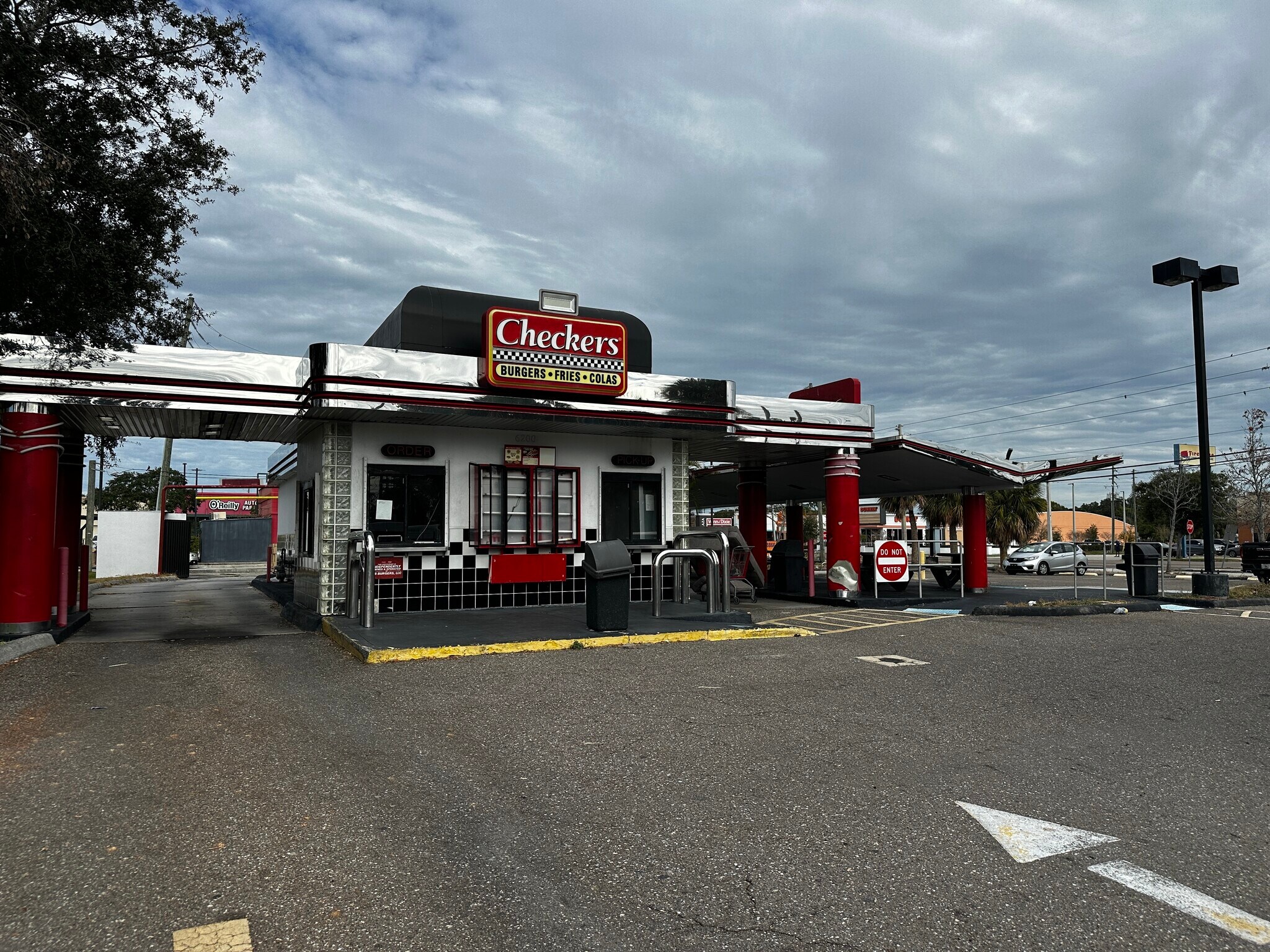 6200 9th St N, Saint Petersburg, FL à louer Photo principale– Image 1 sur 6