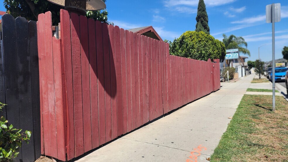 1105 Cherry Ave, Long Beach, CA à vendre - Photo de l’immeuble – Image 2 sur 4