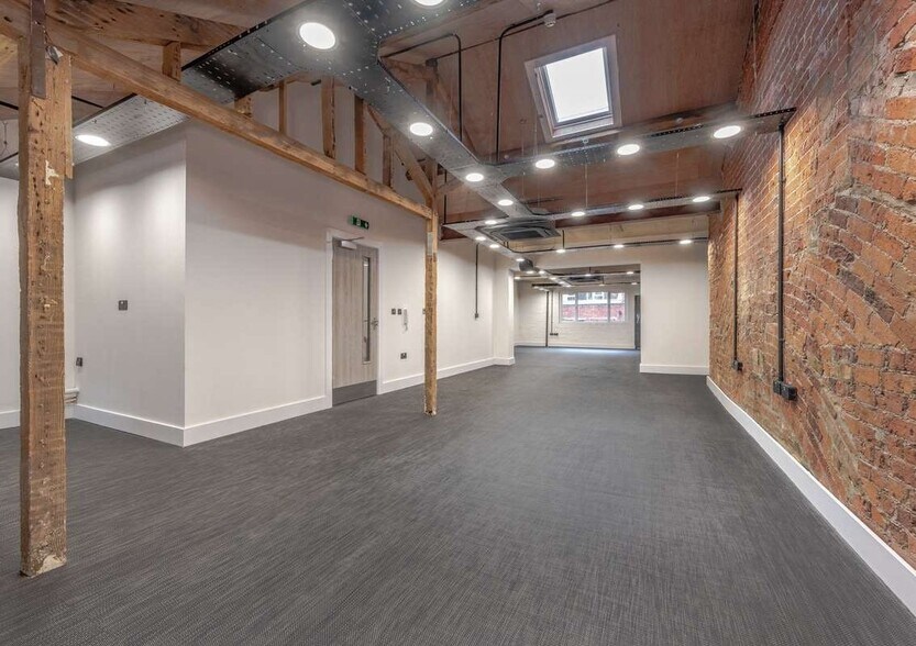 60 Wellington St, Leeds à louer - Photo de l’immeuble – Image 3 sur 5