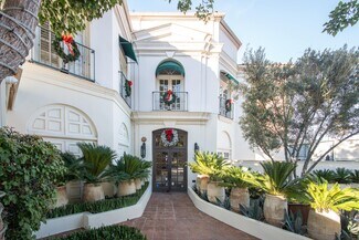 Plus de détails pour 6711 Forest Lawn Dr, Los Angeles, CA - Bureau à louer