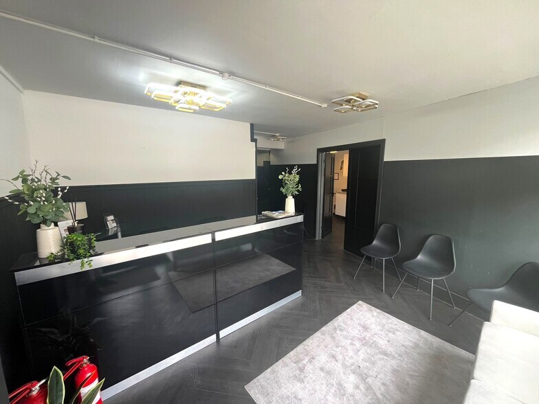 29 High St, Warminster à louer - Photo de l’immeuble – Image 2 sur 5