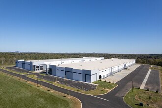 212 Tribal Rd, Blacksburg, SC à louer Photo intérieure– Image 1 sur 1