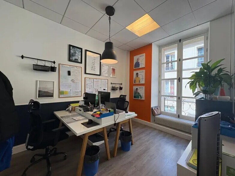 Bureau dans Saint-Germain-en-Laye à louer - Photo intérieure – Image 3 sur 9