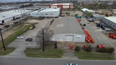 5126 Ashbrook Dr, Houston, TX à louer Aérien– Image 2 sur 4