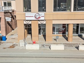 6677-6683 Delmar Blvd, University City, MO à louer Photo de l’immeuble– Image 2 sur 23