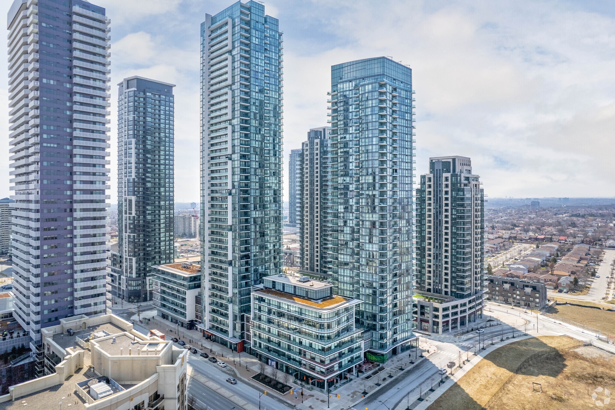 4080 Confederation Pky, Mississauga, ON à louer Photo de l’immeuble– Image 1 sur 1