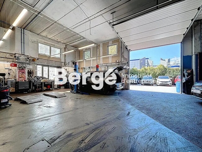 Plus de détails pour Industriel/Logistique à louer