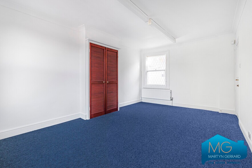 59A Brent St, Londres à louer - Photo de l’immeuble – Image 3 sur 9