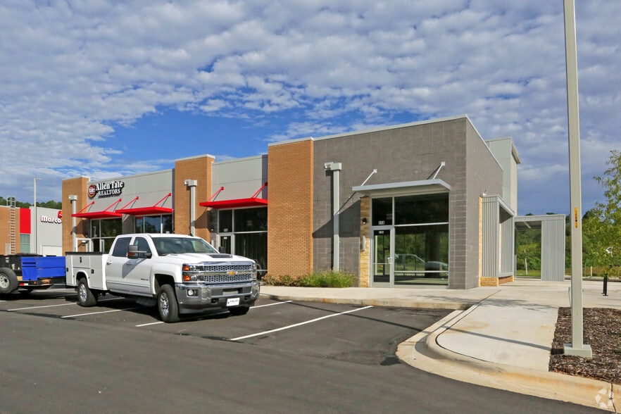 114 Russet Run, Pittsboro, NC à louer - Photo principale – Image 3 sur 4