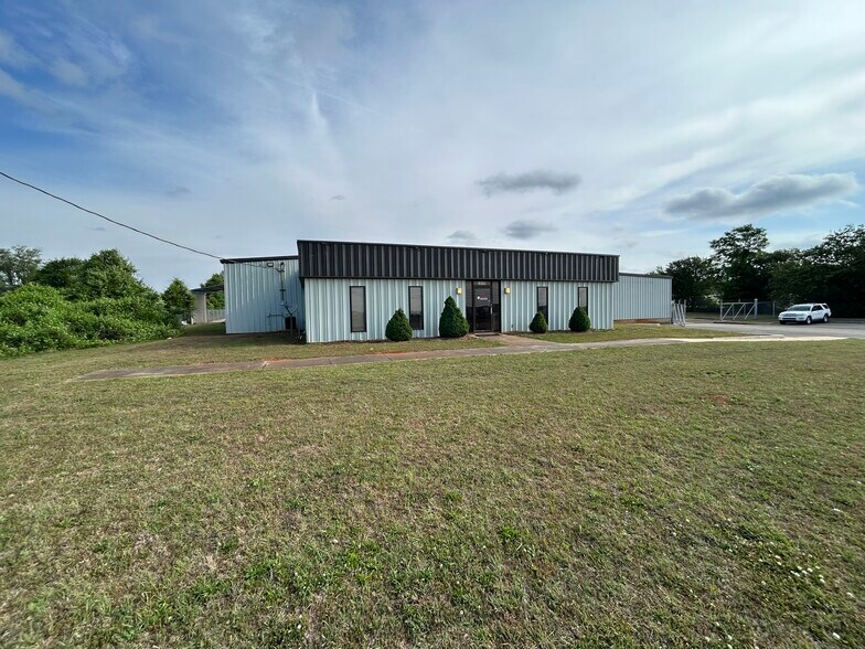 29599 Old 20 Hwy, Madison, AL à louer - Photo de l’immeuble – Image 2 sur 6