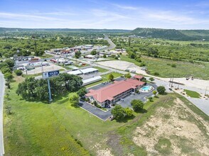 244 Dos Rios Dr, Junction, TX - Vue aérienne  vue de carte - Image1