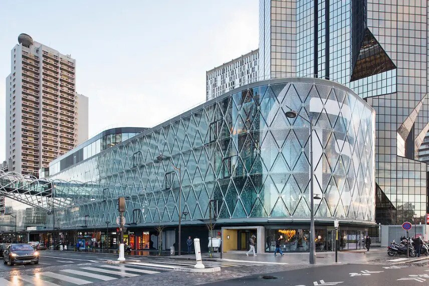 Local commercial dans Paris à louer Photo de l’immeuble– Image 1 sur 5