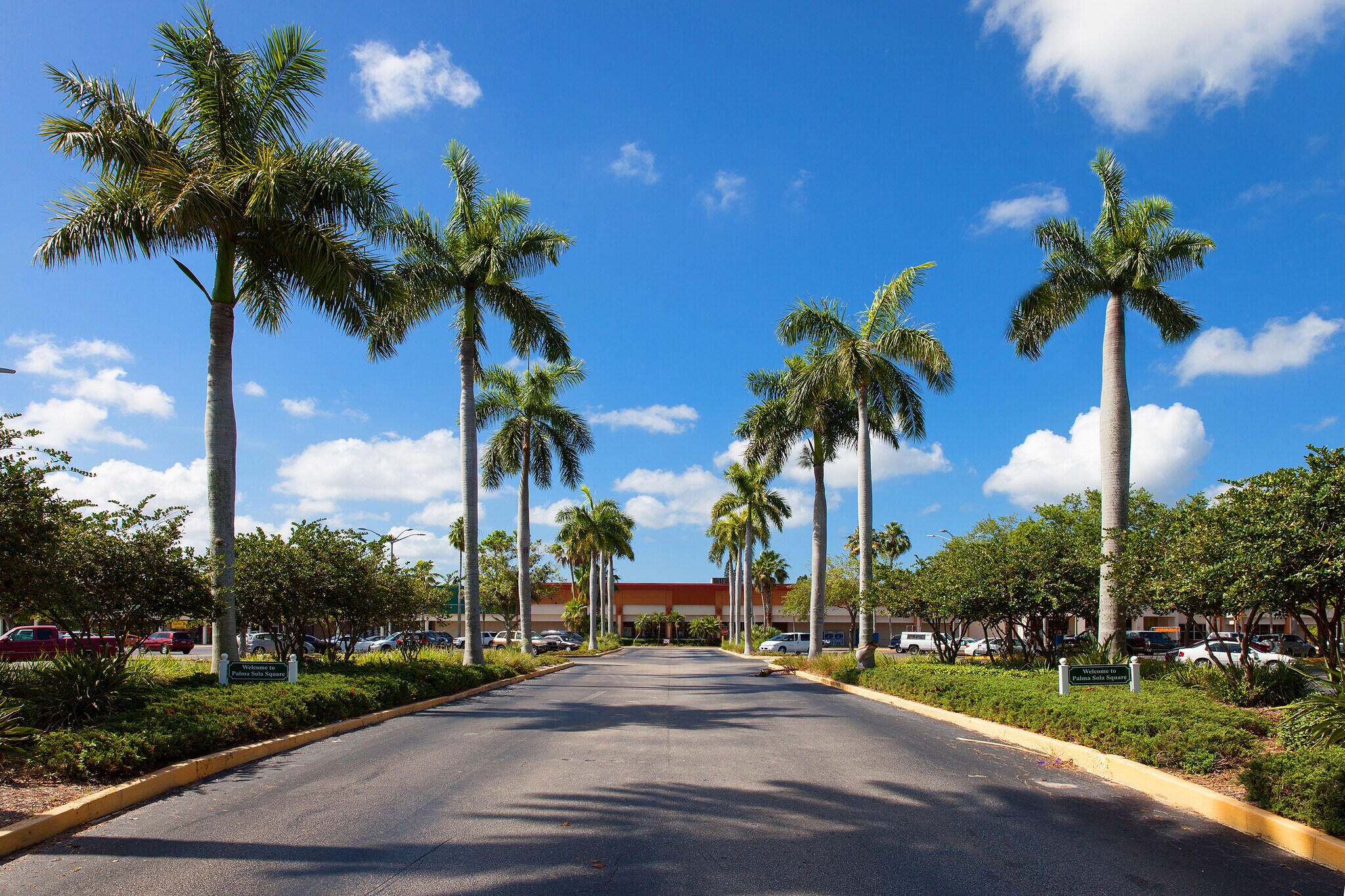 5505-5805 Manatee Ave, Bradenton, FL à louer Photo principale– Image 1 sur 19