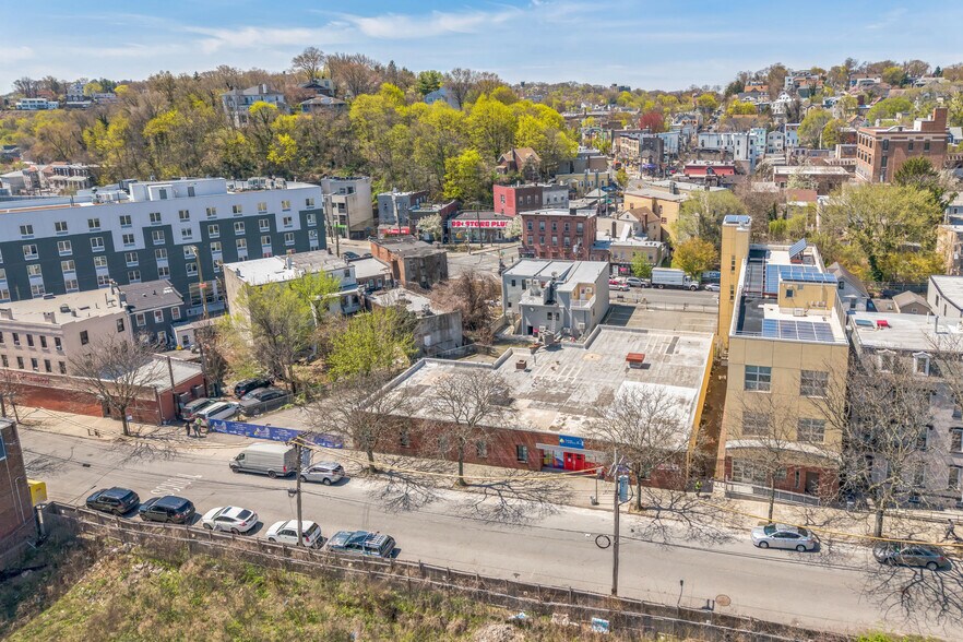 450 Saint Marks Pl, Staten Island, NY à vendre - Photo de l’immeuble – Image 2 sur 6