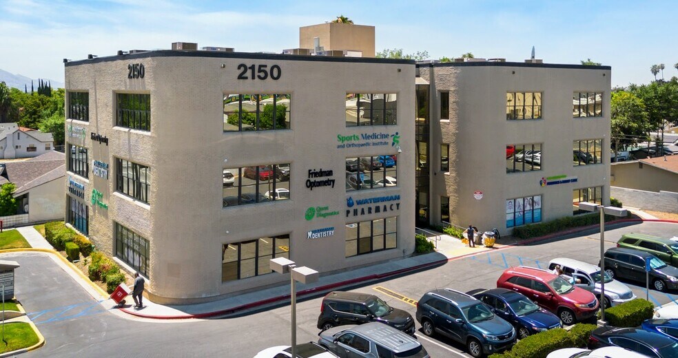 2150 N Waterman Ave, San Bernardino, CA à vendre - Photo de l’immeuble – Image 3 sur 53