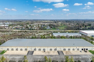 5700 N Green Pointe Dr N, Groveport, OH à louer Aérien– Image 2 sur 4