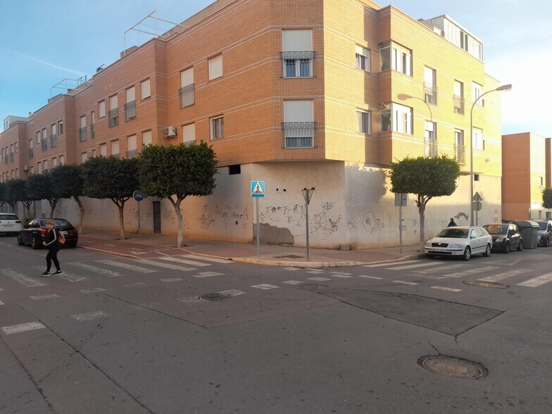 Local commercial dans El Ejido, Almería à vendre - Photo de l’immeuble – Image 2 sur 6