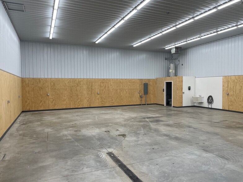 3862 Norrie Dr, New Franken, WI à louer - Photo de l’immeuble – Image 3 sur 54