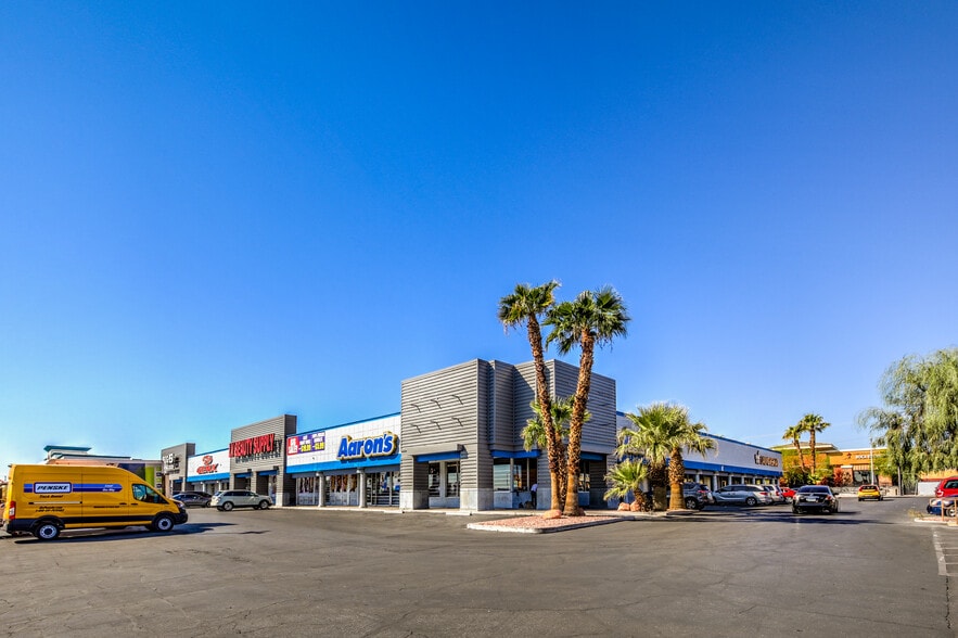 1132-1200 S Decatur Blvd, Las Vegas, NV à louer - Photo de l’immeuble – Image 3 sur 13