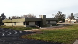 Plus de détails pour 3601 42nd St NE, Cedar Rapids, IA - Bureau à vendre