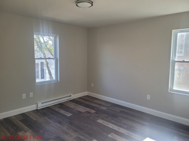 121 S Main St, Alburtis, PA à louer - Photo intérieure – Image 3 sur 18