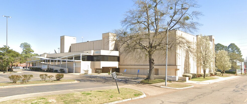 300 E 6th St, Texarkana, AR à vendre - Photo de l’immeuble – Image 2 sur 2