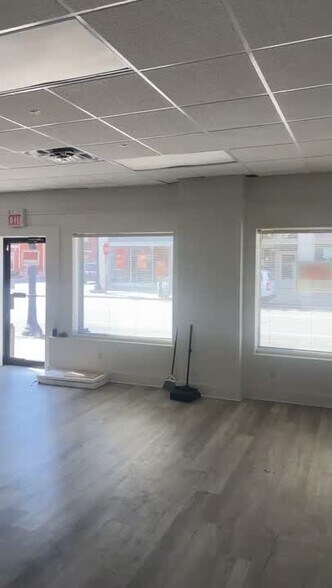 45 E Winter St, Delaware, OH à louer - Vidéo sur l’annonce professionnelle – Image 2 sur 10