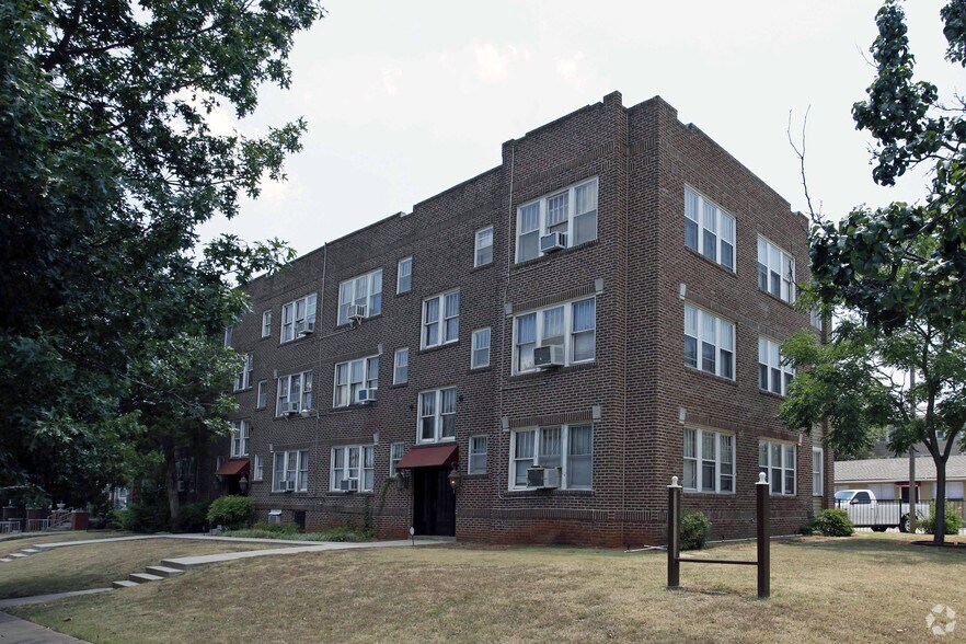 130 NW 17th St, Oklahoma City, OK à vendre - Photo de l’immeuble – Image 2 sur 10