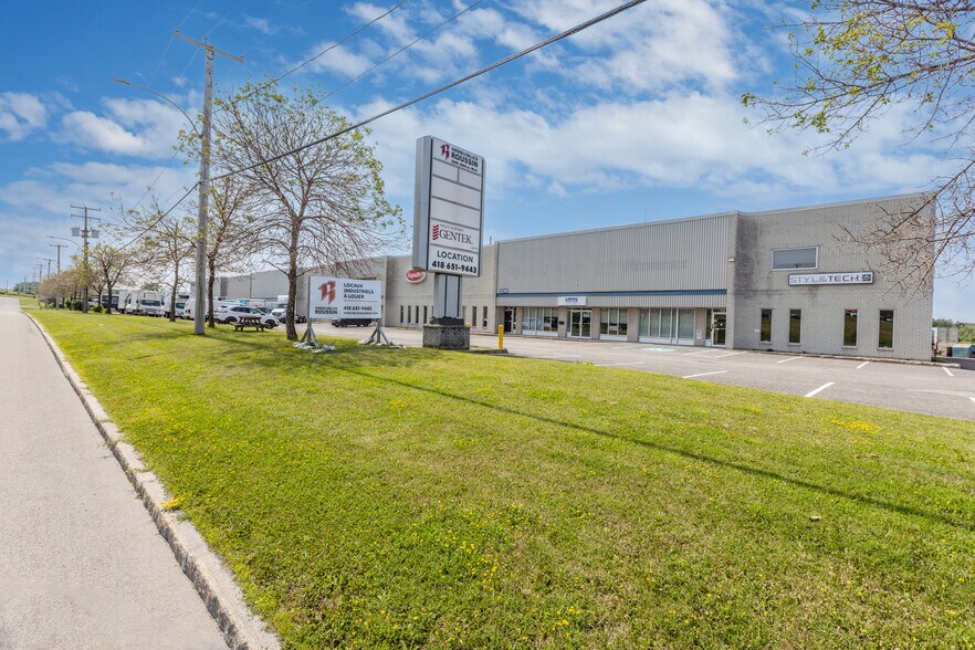 3240 Av Watt, Québec, QC à louer - Photo de l’immeuble – Image 2 sur 5