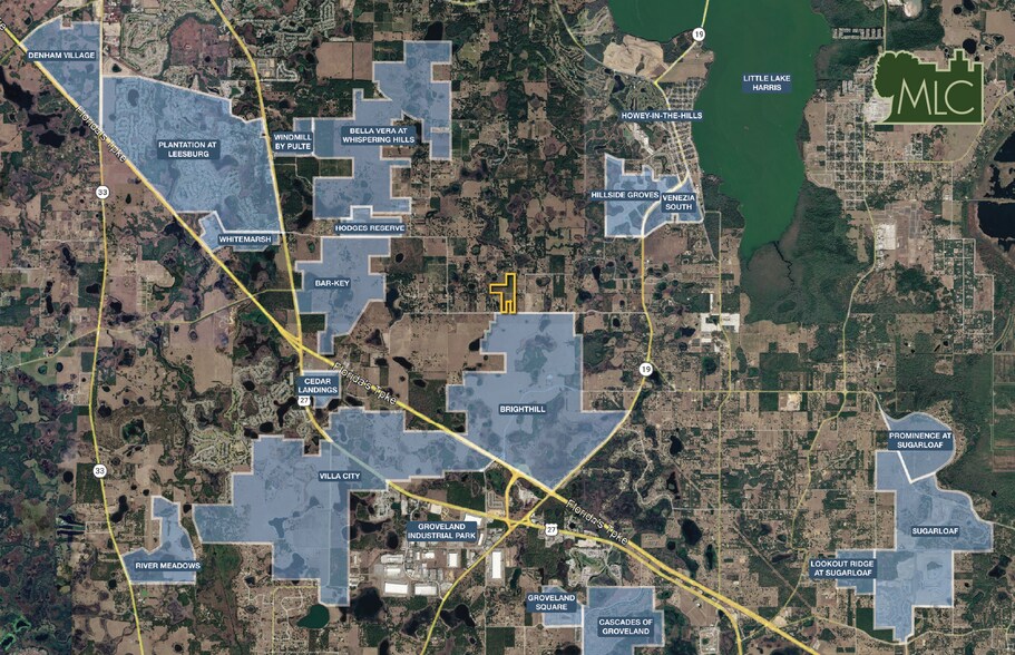 8923 Dewey Robbins Road, Howey in the Hills, FL à vendre - Photo de l’immeuble – Image 2 sur 3