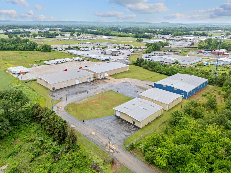 Shoals Spur Commerce Park portefeuille de 5 biens à vendre sur LoopNet.fr - Photo principale – Image 1 sur 2