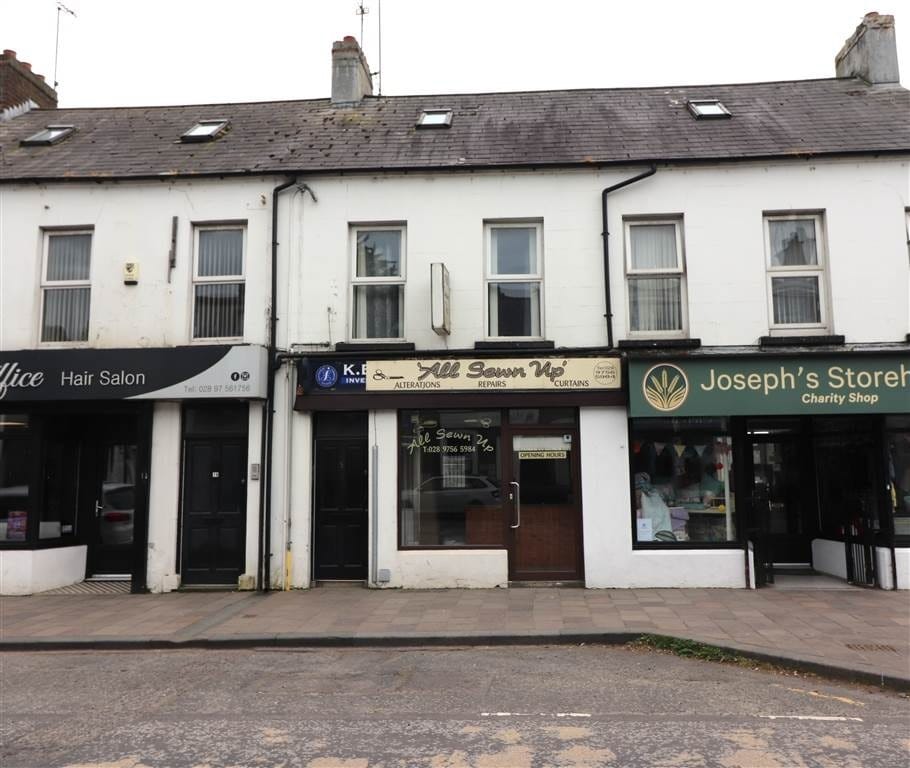 5 Main St, Ballynahinch à louer Photo principale– Image 1 sur 2